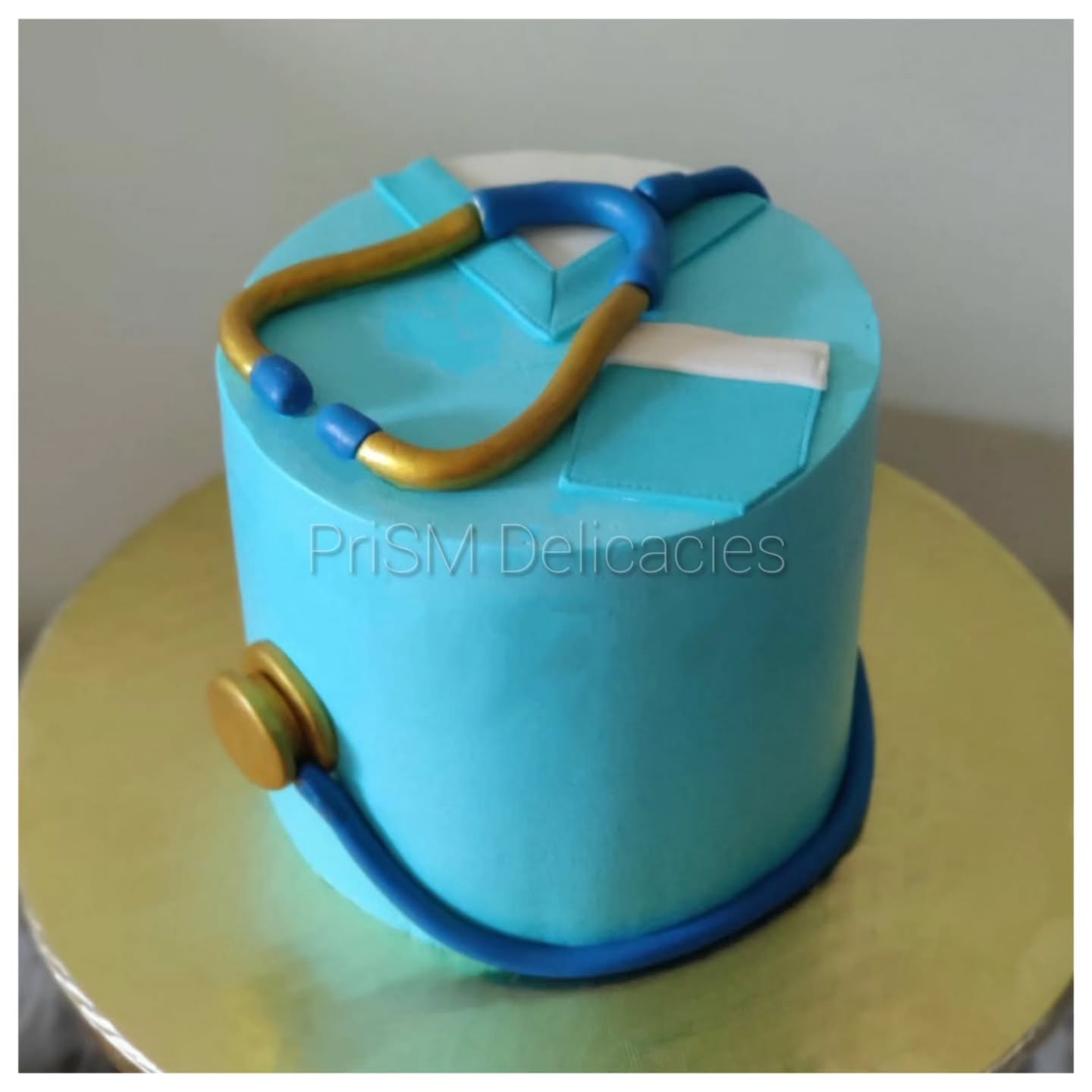 Doctor-Themed Graduation Cake